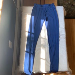 blue leggings